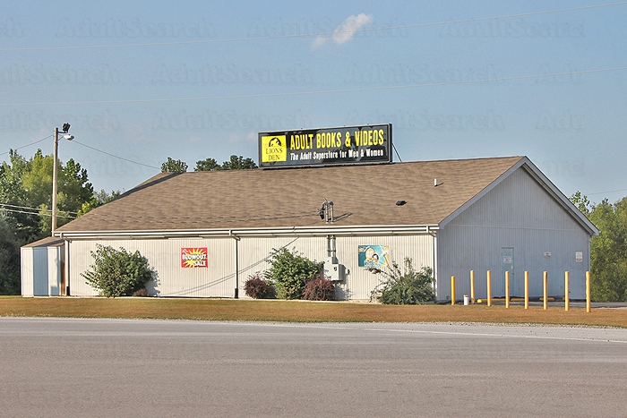 The Lion'S Den Adult Store 97