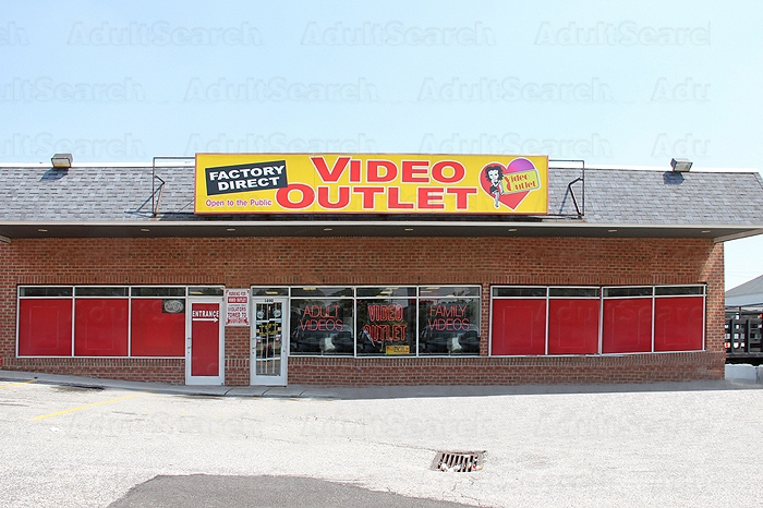Adult Video Outlet 59