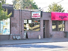gloryholes-in-clackamas-oregon