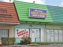 Cloverleaf Adult Video
