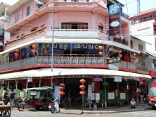 Candy Bar & Guesthouse