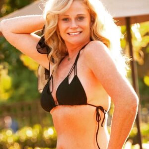 FORMER RUNWAY MODEL - PRETTY NAUGHTY AND NICE
