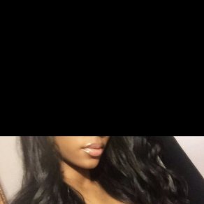 Beatiful CMT with HOT body! Call now !