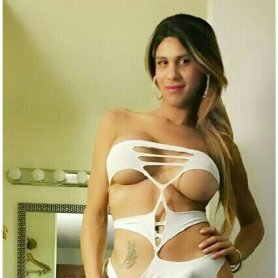 ??Shania D'carlo ?? 813 317 5514?LATINA?Exotic 8'juicy toy ?Top &Bott