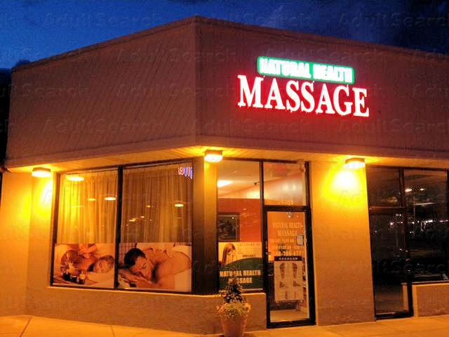 Chubby grinding cock Erotic massage novi mi