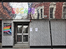 Escape Show Bar