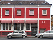 Red House 25