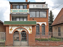 Zsiráf Night Club