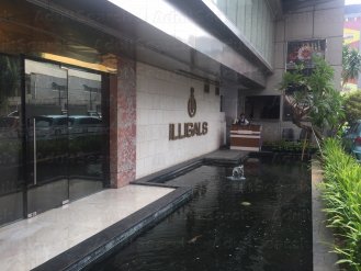 Illigals Nightclub