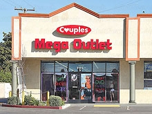Couples Mega Outlet