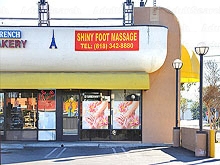 Shiny Foot Massage