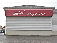 Mickey's Valley View Pub