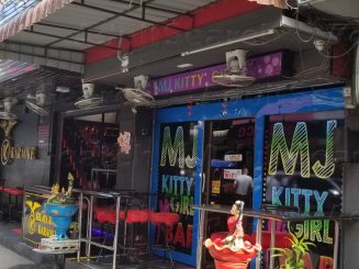 M J Kitty Girl bar