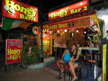 Honey 2 Beer Bar
