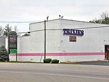 Trixie's Gold Room