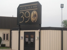 Club 390