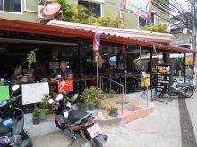 Easy Corner Beer Bar
