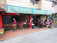 Rungnapha Massage and Bar