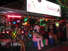 Chonthicha Beer Bar