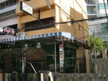 Lucky Love Bar