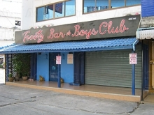 Treetz Bar & Boy's Club