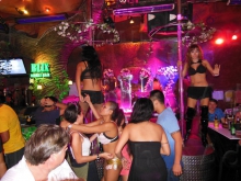 Blix Jungle Beer Bar