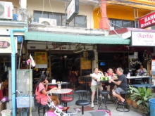 Whiskers Beer Bar