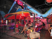 Pinky Beer Bar
