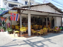 AEW Beer Bar