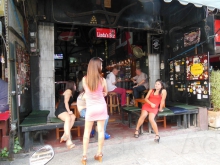 Lilly Beer Bar