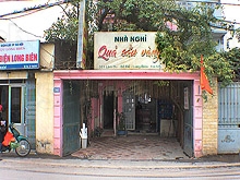 Qua Cau Vang
