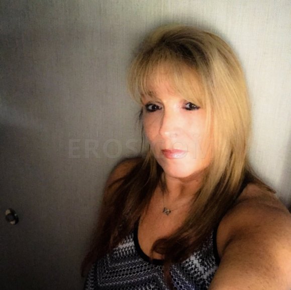 Terri female-escorts 