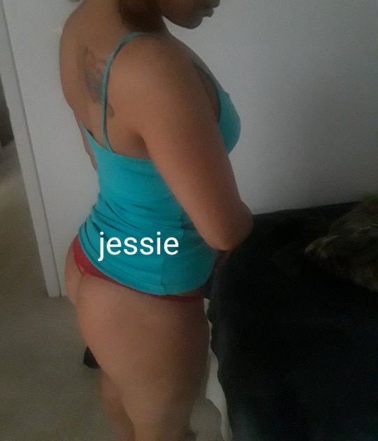 Jessie 3133348205 female-escorts 