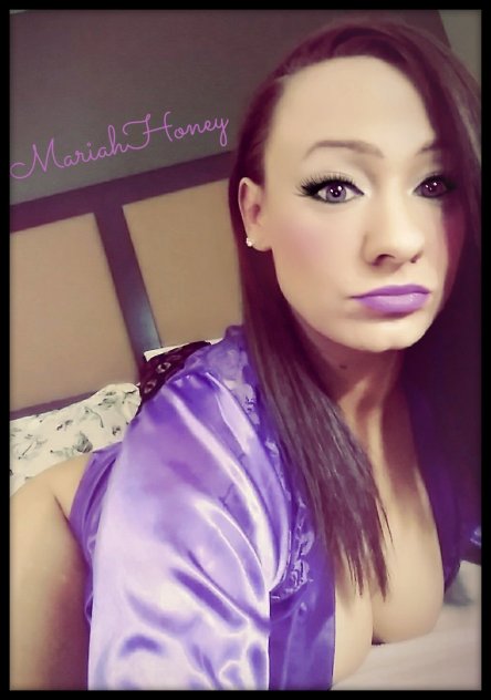 Mariah Honey female-escorts 