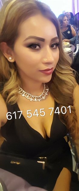 Sexy Latina With great curvy body  female-escorts 
