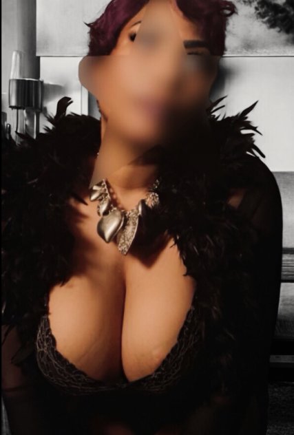 Goddess Nouvelle  Escorts Detroit