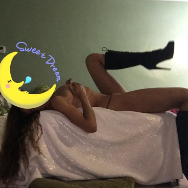 Luna spa in pompano Beach Brasilian girl female-escorts 