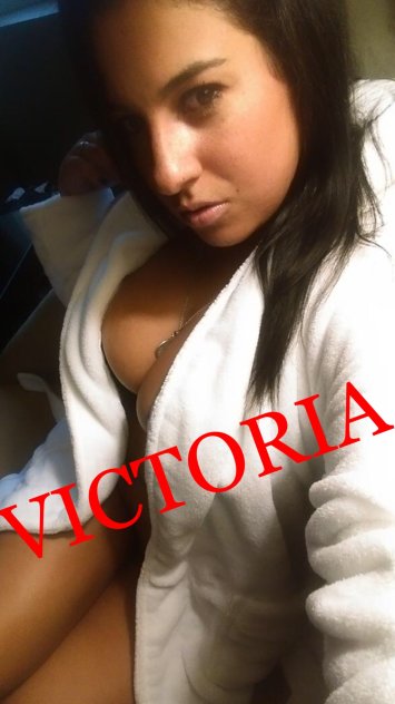 Victoria  female-escorts 