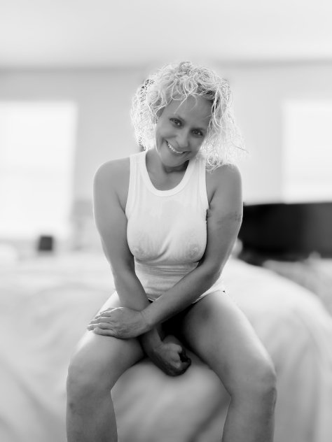 Janell the Erotic Kisser  