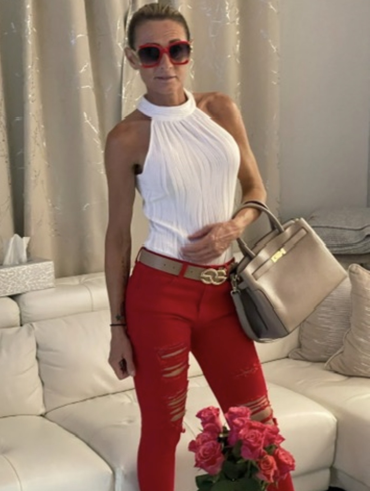 AMAZING SKILLS  BUSTY BLONDE 