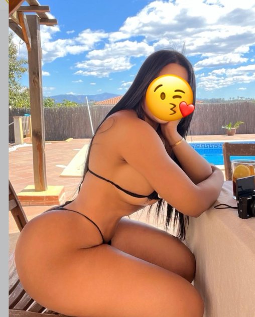 Yeni  muy  caliente y compla Escorts Miami