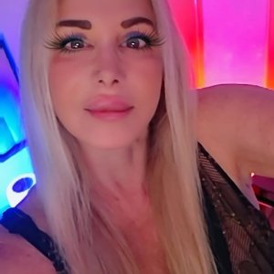 100% Independent ** Sensual Beautiful Blonde *** Private Incall