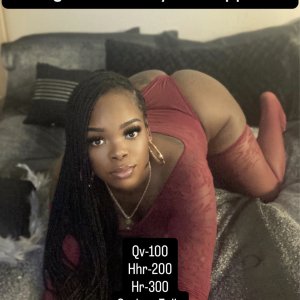🫐🦋Head better than hers 👇🏾pussy better than hers ☝🏾🫐🦋