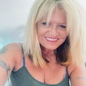 SUPERSTAR OF BODY RUBS!