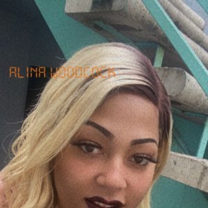 Porn⭐ TS Alina Woodcock 🪵🐓I TOP ONLY