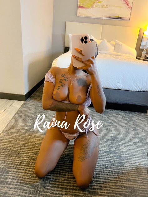 Raina Rose female-escorts 