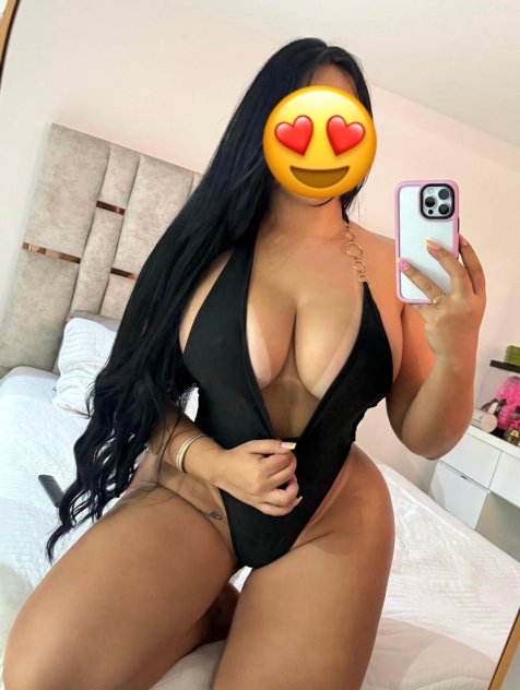 Talia  súper caliente  hermosa  muy sexy y caliente  7864869819 