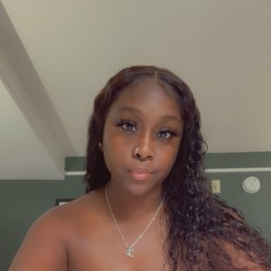 Hey it’s Nikki ! Let’s BOOK and have a great time  🥵 Exotic Ebony 💕