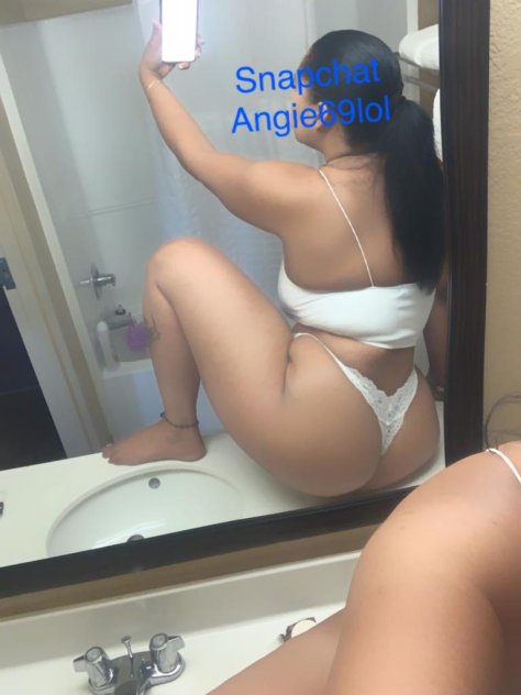 Angie696 female-escorts 