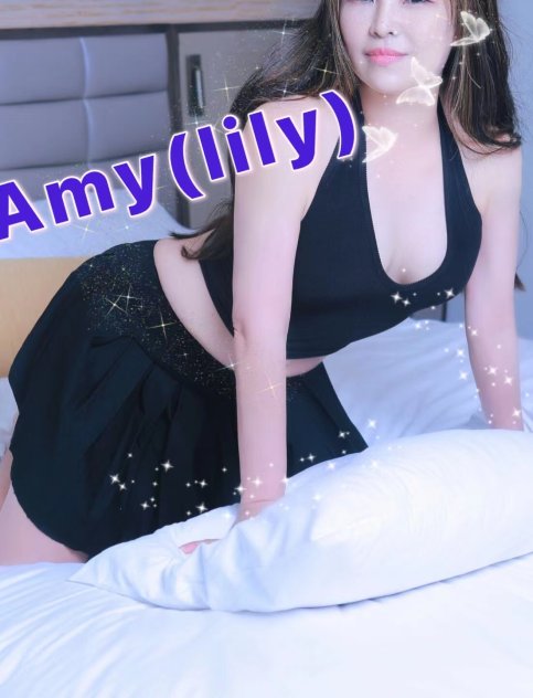 Real Photo May & Amy  